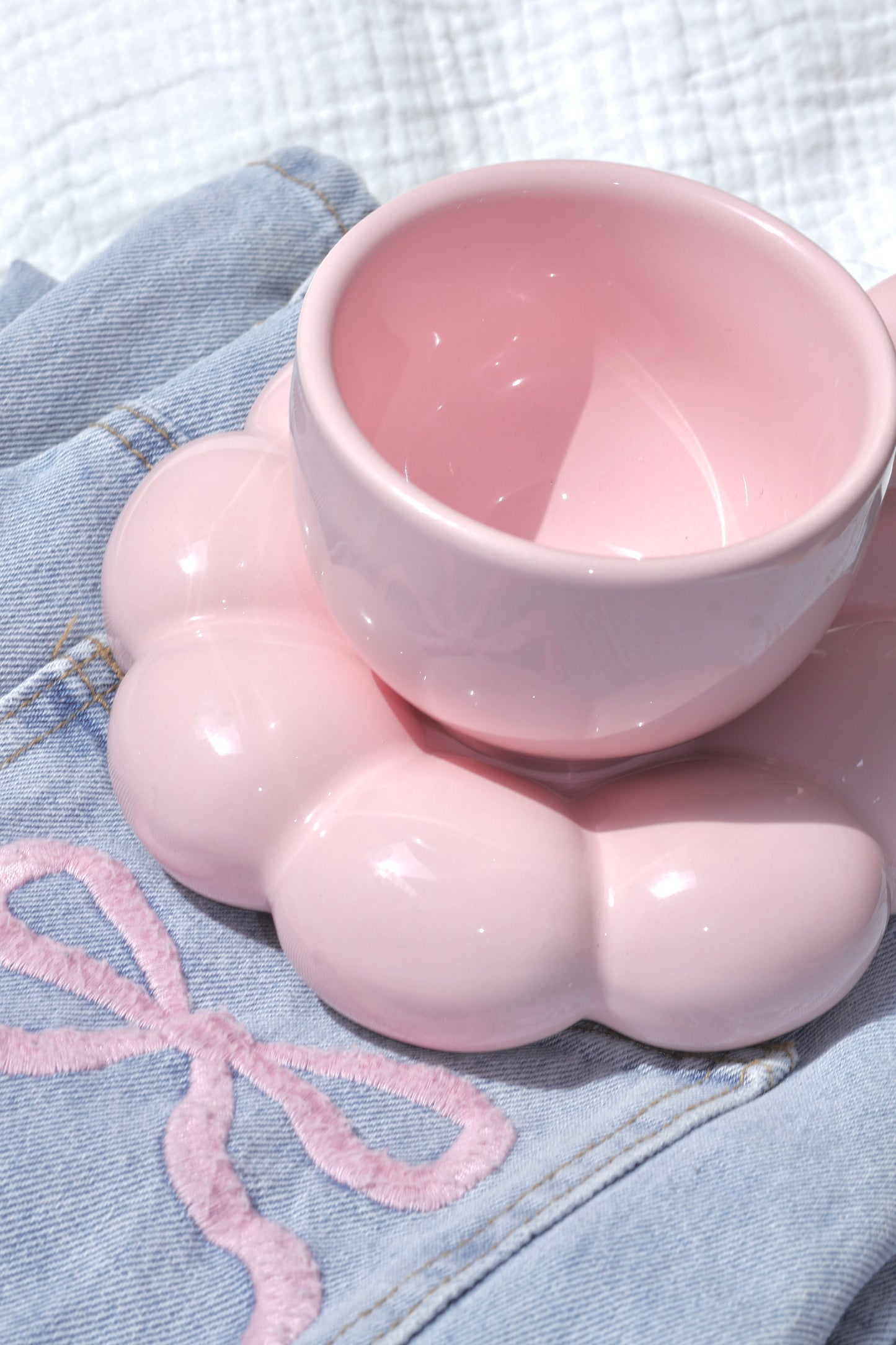Aesthetic ceramic coffee cup set in pink marshmallow